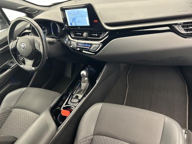 TOYOTA C-HR 1.8 Hybride 122 Design   