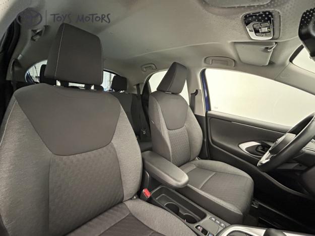 TOYOTA Yaris 116h Design  