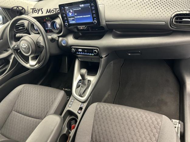 TOYOTA Yaris 116h Design  