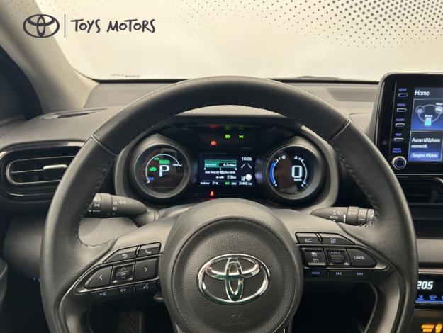TOYOTA Yaris 116h Design  