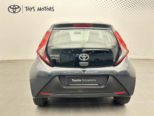 TOYOTA Aygo 1.0 VVT-i x-black  