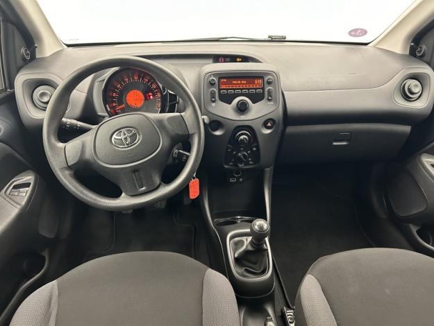 TOYOTA Aygo 1.0 VVT-i x-black  