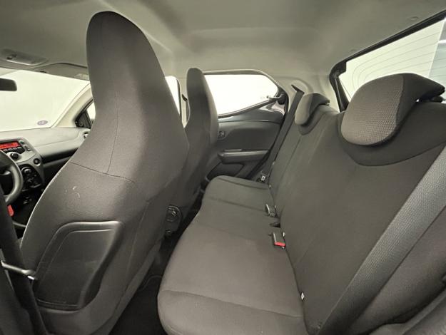 TOYOTA Aygo 1.0 VVT-i x-black  