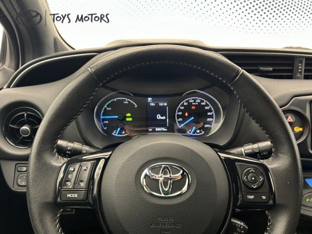 TOYOTA Yaris 1.5 100h Collection  