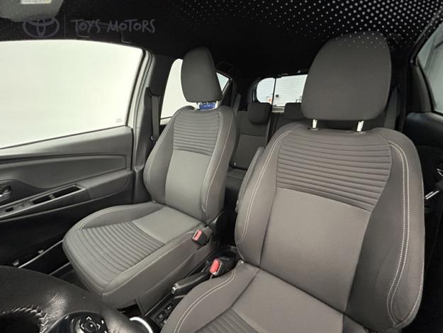 TOYOTA Yaris 1.5 100h Collection  