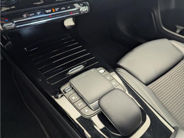 MERCEDES-BENZ Classe A 180 Progressive Line  