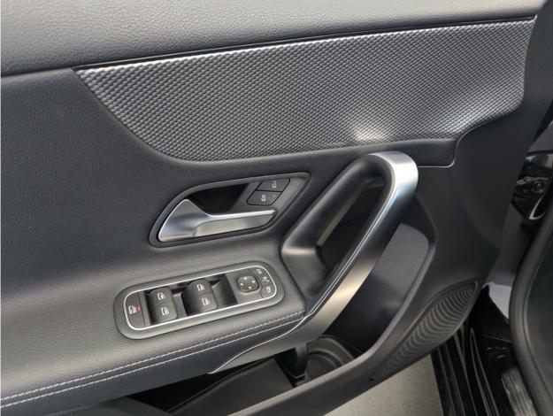 MERCEDES-BENZ Classe A 180 Progressive Line  