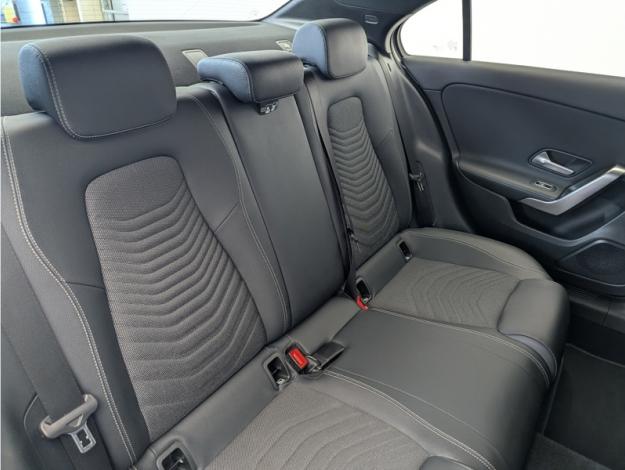 MERCEDES-BENZ Classe A 180 Berline Business Line  Classe A 180 Berline Business Line