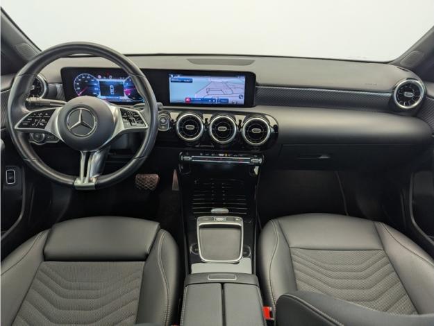 MERCEDES-BENZ Classe A 180 Berline Business Line  Classe A 180 Berline Business Line