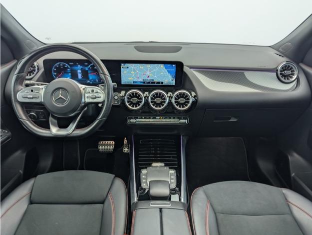 MERCEDES-BENZ GLA 200 d AMG Line  
