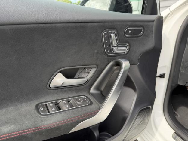 MERCEDES-BENZ Classe A 200 d AMG Line  