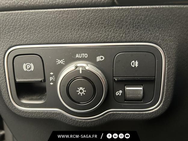 MERCEDES-BENZ EQA 250+ AMG Line  