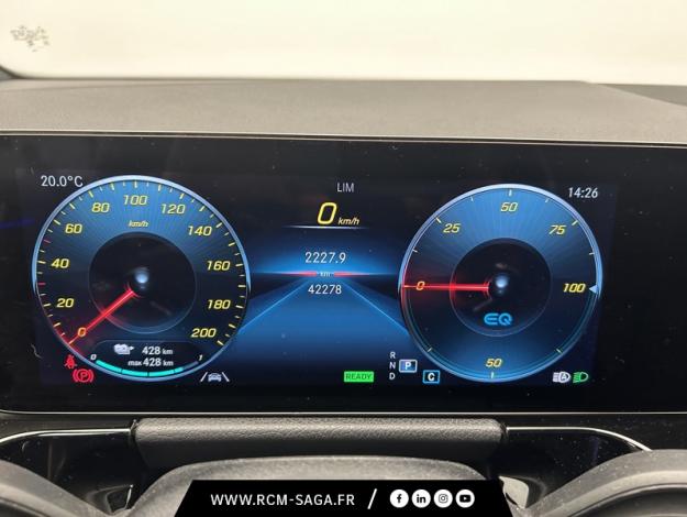 MERCEDES-BENZ EQA 250+ AMG Line  