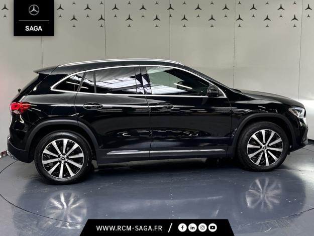 MERCEDES-BENZ GLA 200 Progressive Line  