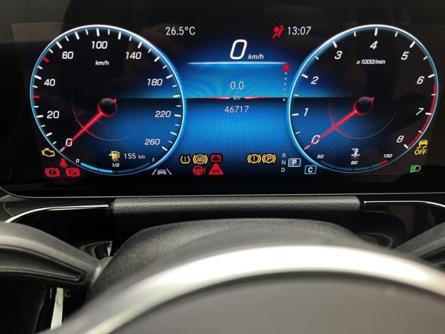 MERCEDES-BENZ GLA 200 Progressive Line  