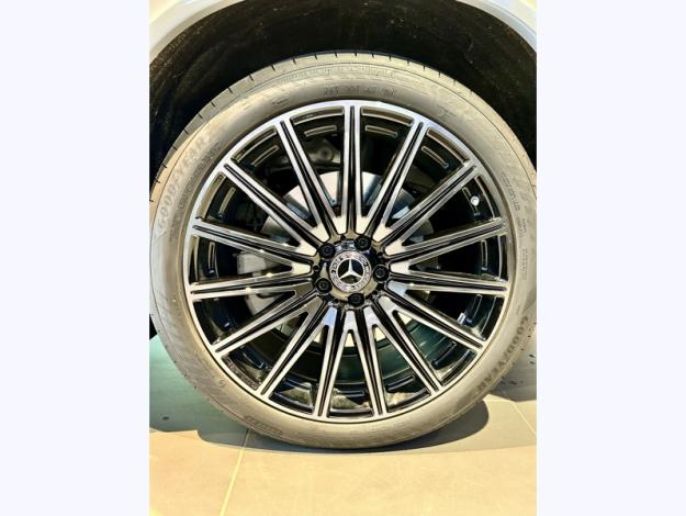 MERCEDES-BENZ GLC SUV GLC 400 4M électrique AMG Line  GLC 400 4M avec technologie EQ AMG Line