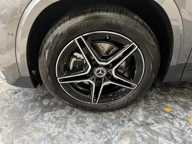 MERCEDES-BENZ GLA 180 Edition 140  GLA 180 Edition 140