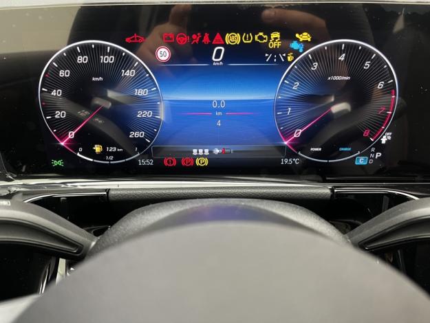 MERCEDES-BENZ GLA 180 Edition 140  GLA 180 Edition 140