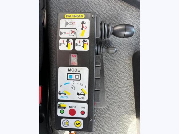 MERCEDES-BENZ Actros 2543 6x2 bras Palfinger   