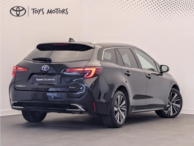 TOYOTA Corolla Touring Sports Hybride 1.8L 140h Design  