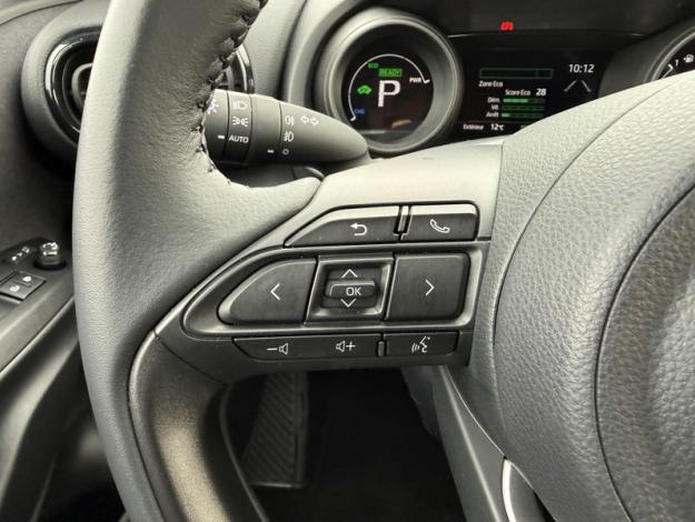 TOYOTA Yaris Hybride 116h Design  PACK