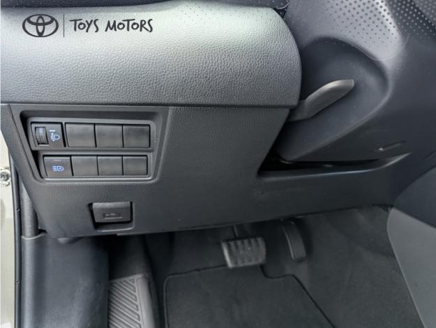 TOYOTA Yaris Hybride 116h Design  Pack