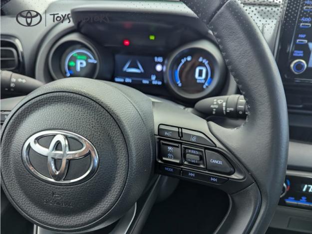 TOYOTA Yaris Hybride 116h Design  Pack