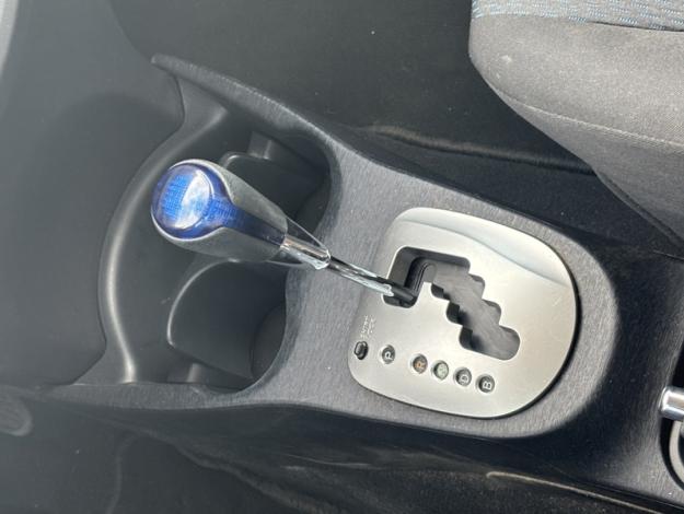 TOYOTA Yaris Hybrid 100h Dynamic / PACK ZEN  