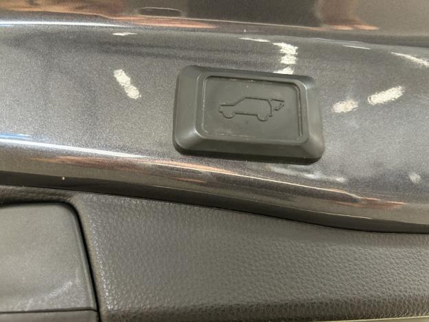 TOYOTA RAV4 2WD 218ch Lounge  TO