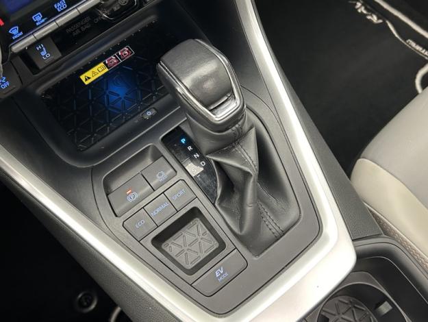 TOYOTA RAV4 2WD 218ch Lounge  TO