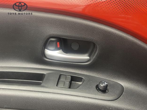 TOYOTA Aygo X 1.0 S-CVT 72 Design  