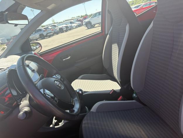 TOYOTA Aygo x-play  1.0 72 ch BVA5