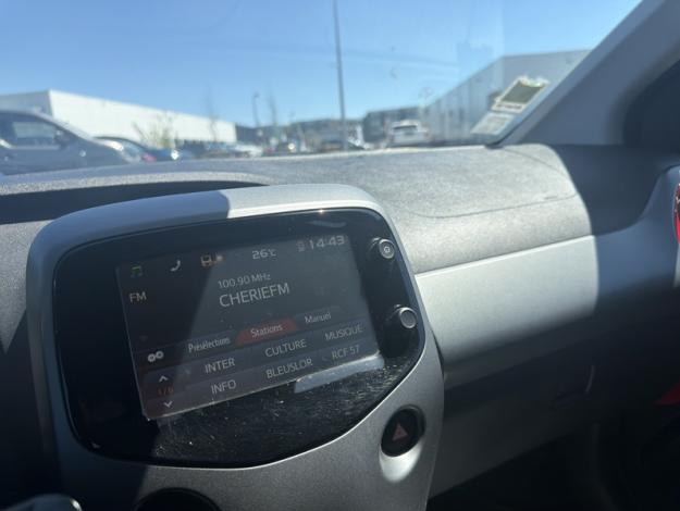 TOYOTA Aygo x-play  1.0 72 ch BVA5
