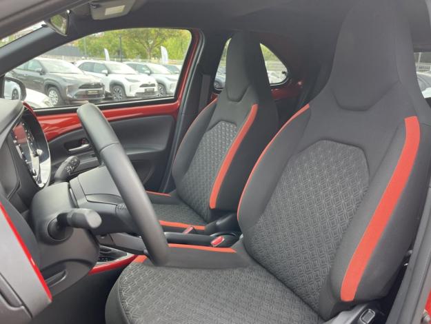 TOYOTA Aygo X 1.0 VVT-i 72 Design CVT   
