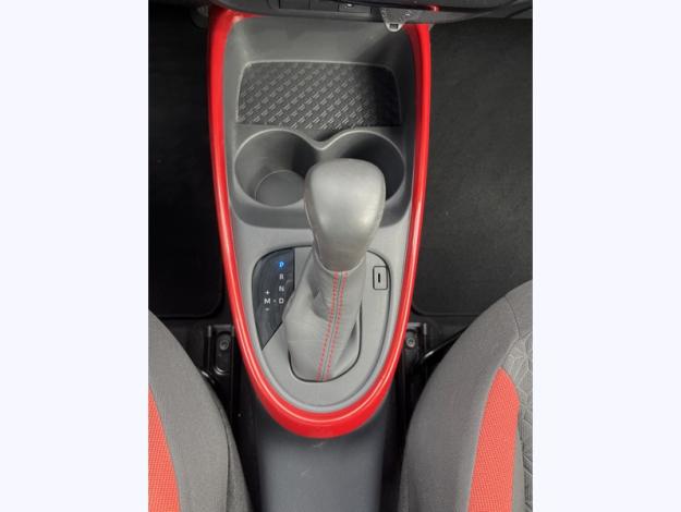 TOYOTA Aygo X 1.0 VVT-i 72 Design CVT   