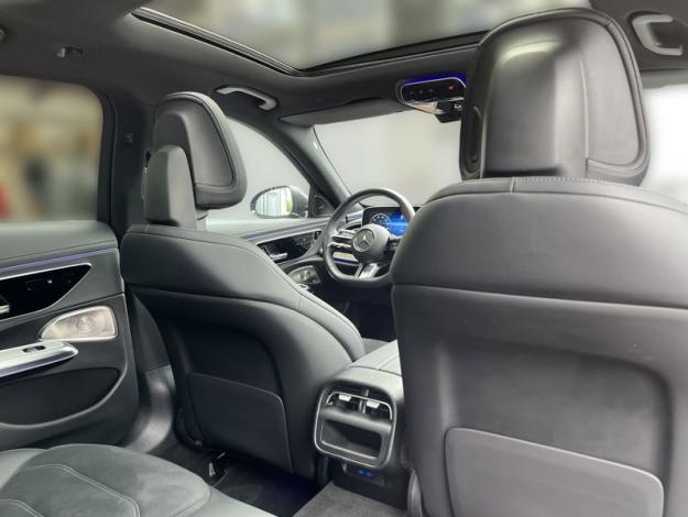 MERCEDES-BENZ E-Třída E 220 d 4MATIC kombi (18/18)