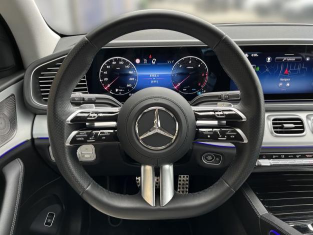 MERCEDES-BENZ GLE 300 d 4MATIC AMG Line Airmatic (11/18)