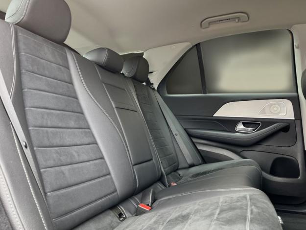 MERCEDES-BENZ GLE 300 d 4MATIC AMG Line Airmatic (17/18)