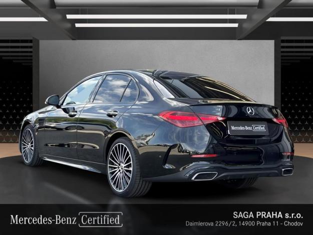 MERCEDES-BENZ  Třídy C C 200 AMG Night (3/18)