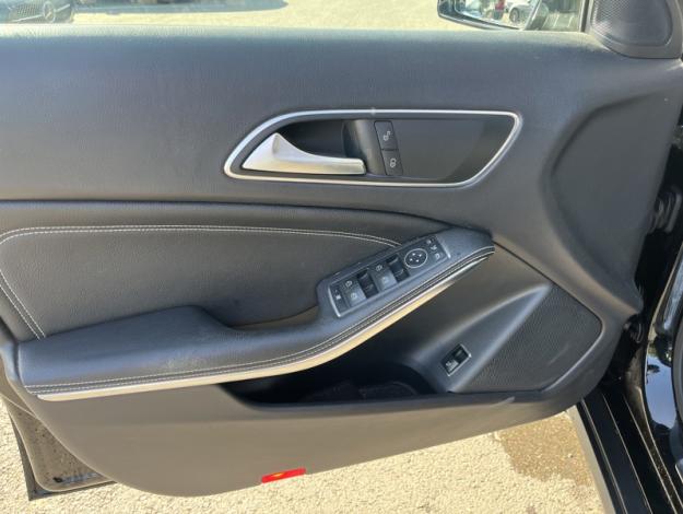 MERCEDES-BENZ GLA 200 d Sensation  