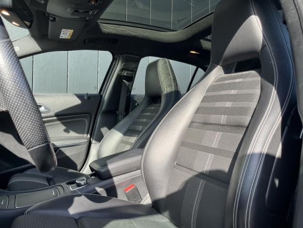MERCEDES-BENZ GLA 200 d Sensation  