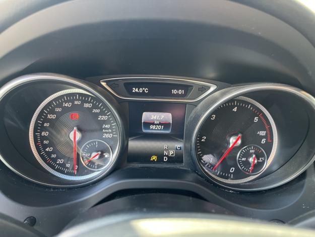 MERCEDES-BENZ GLA 200 d Sensation  