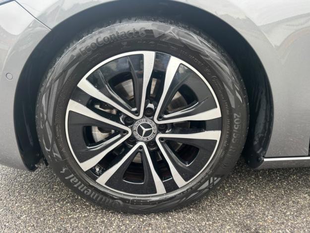 MERCEDES-BENZ A 180 Luxury Line  