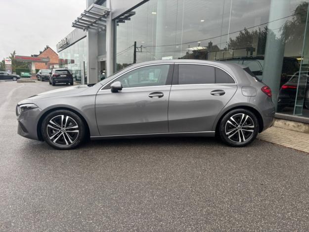MERCEDES-BENZ A 180 Luxury Line  