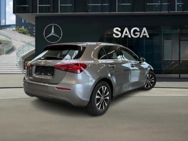 MERCEDES-BENZ A A 180 d