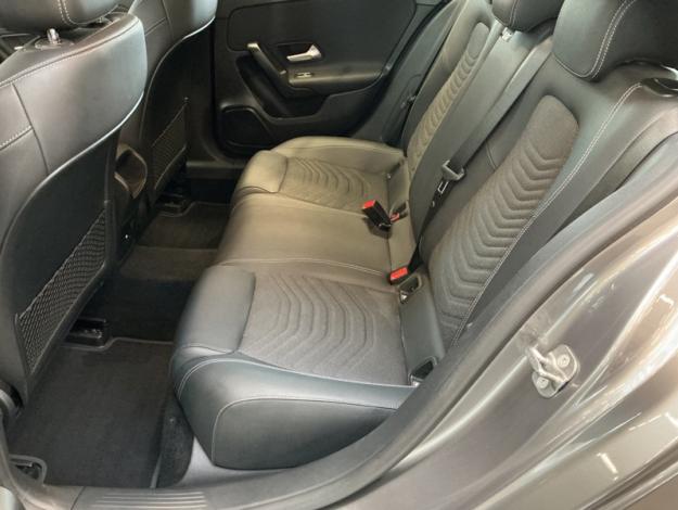 MERCEDES-BENZ A A 180 d