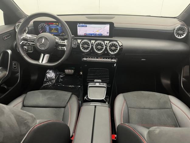 MERCEDES-BENZ CLA Shooting Brake CLA 250 e Hybrid EQ Shooting Brake AMG Line  CLA 250 e Hybrid EQ Shooting Brake Business Line