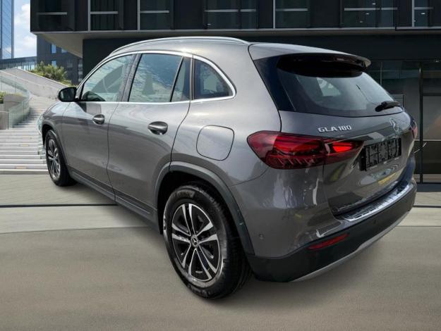 MERCEDES-BENZ GLA-Klasse GLA 180 Off-Roader
