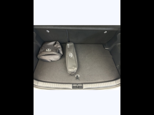 TOYOTA Yaris Hybride 116h Design  
