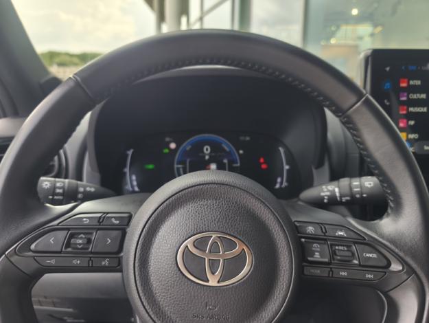 TOYOTA Yaris Cross Hybrid 2WD 116h Design  